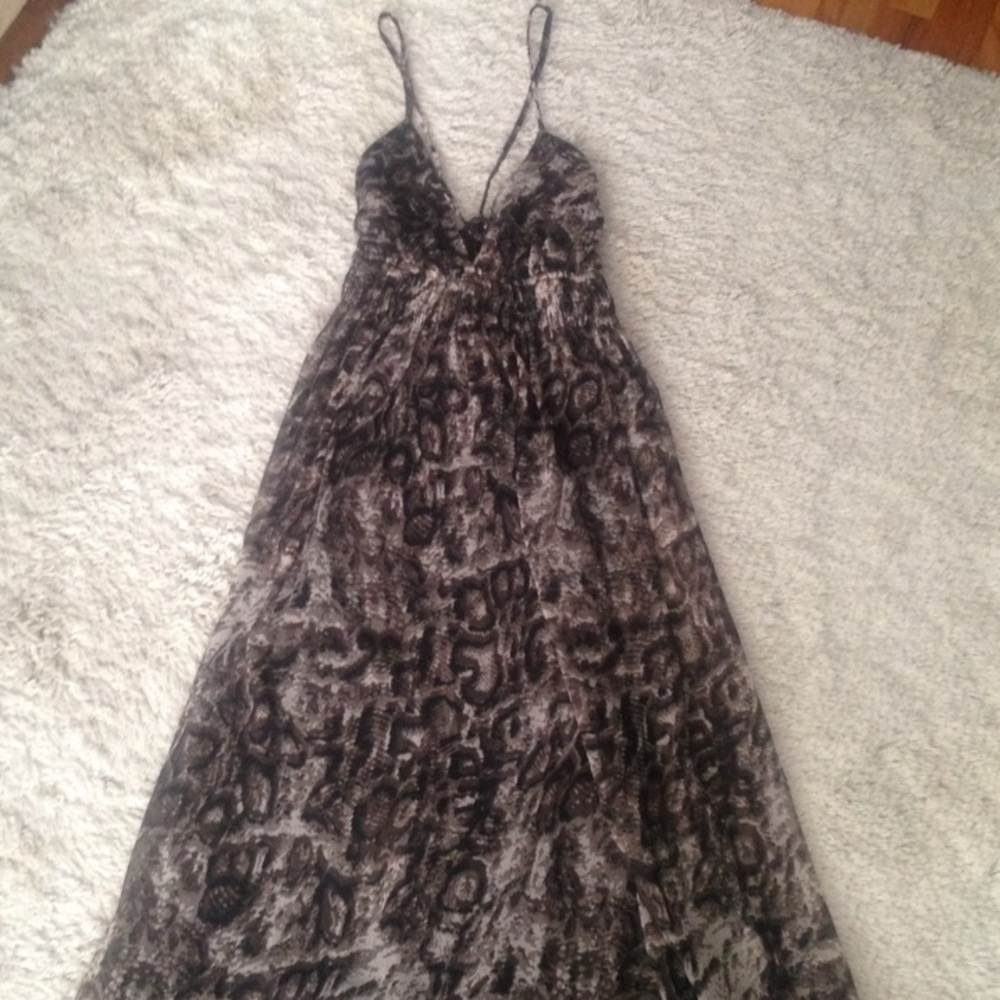 maxi backless dress